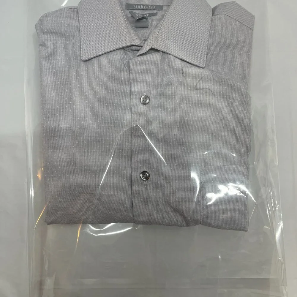 Van Heusen Mens Long Sleeve Light Blue Dress Shirt 15 neck,‎ 32/33 sleeve